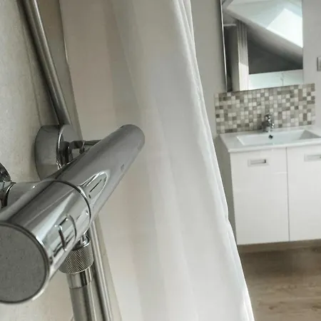 بيت للعطل Maison Aimee *